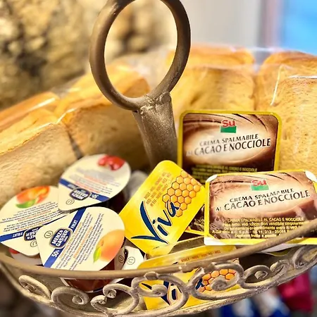 Nyaraló Vittoria House Stresa