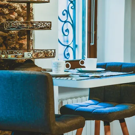 Vittoria House Tatil Evi *